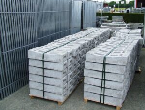 Location plot beton pour clôture mobile