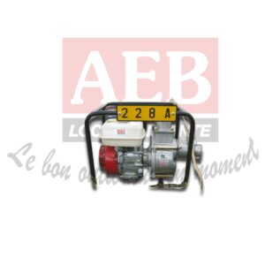 Motopompe 60 m 3 / h essence avec 5 m aspiration, 10 m de refoulement