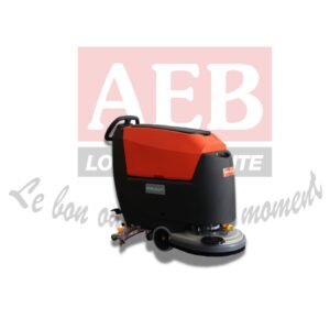 AUTOLAVEUSE ACCOMPAGNANTE AUTOTRACTÉE
